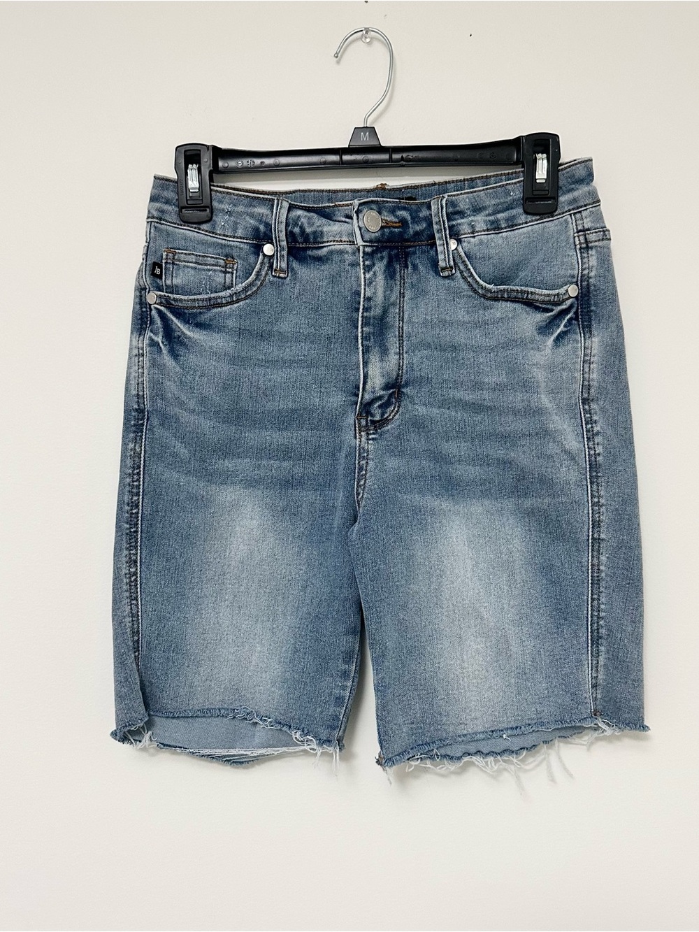 Judy Blue Women's Mid Wash Denim Bermuda Short Cutoff Frayed Hem JB150205 Medium